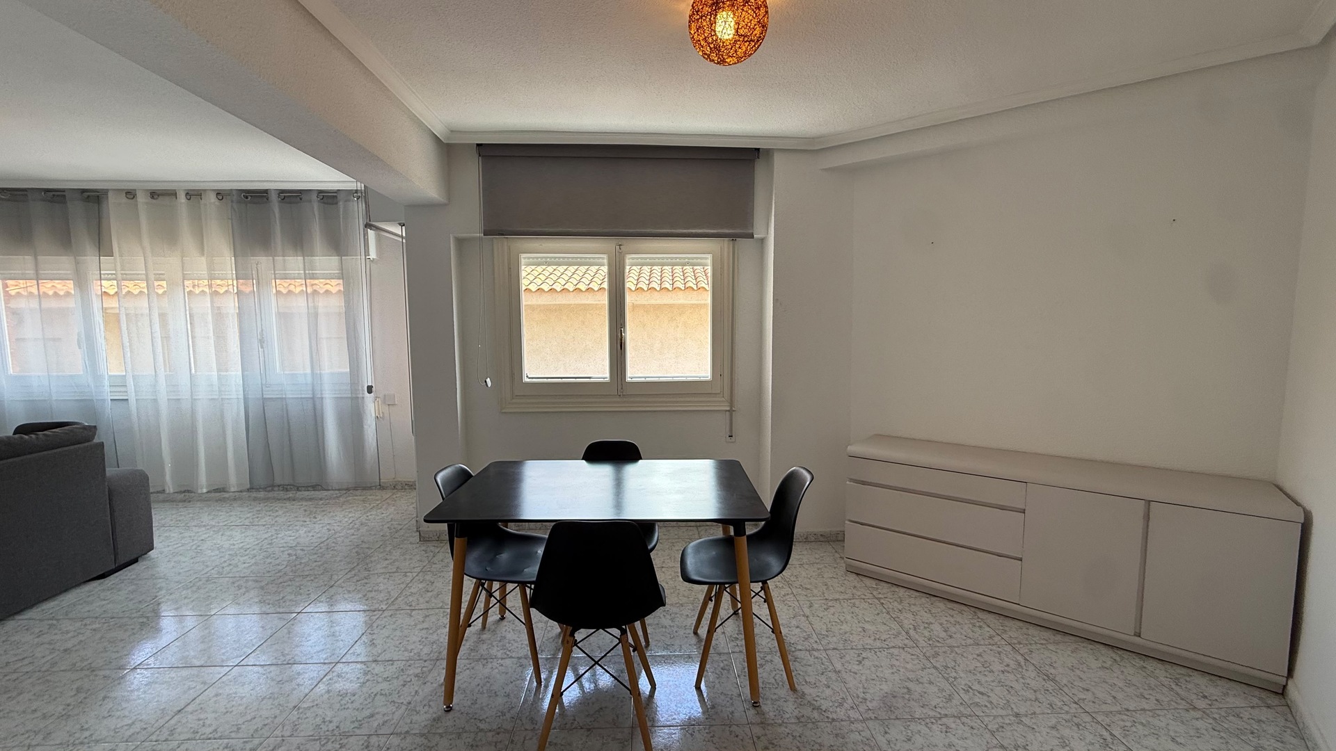 Piso de 80 m² en Sax