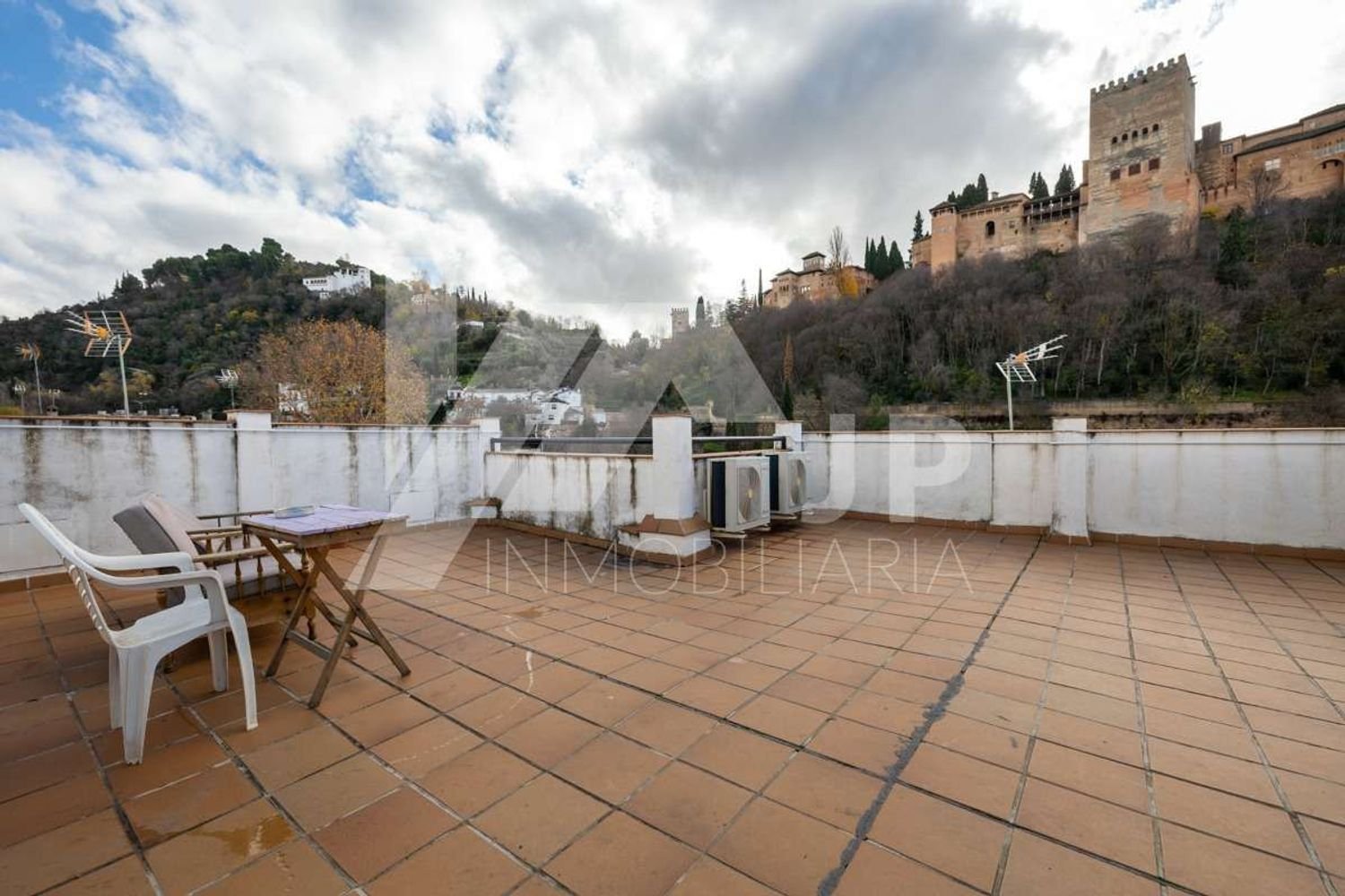 Piso de 50 m² en Granada