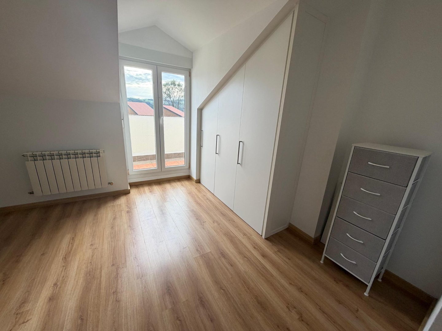 Piso de 100 m² en Meruelo