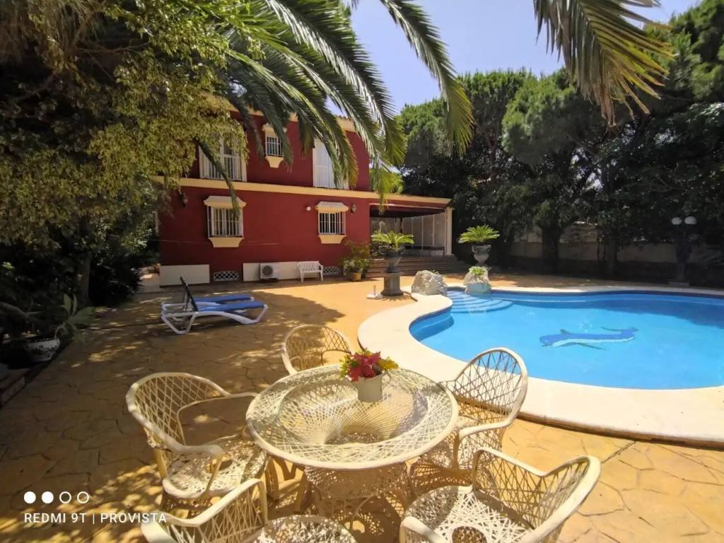 Casa de 420 m² a Chiclana de la Frontera