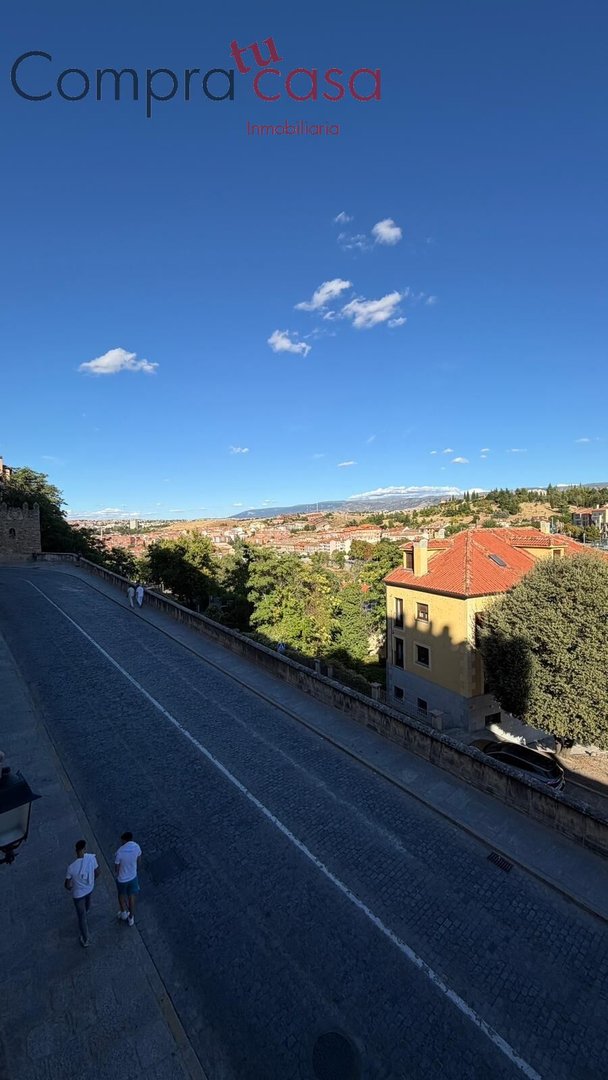 Piso de 226 m² en Segovia