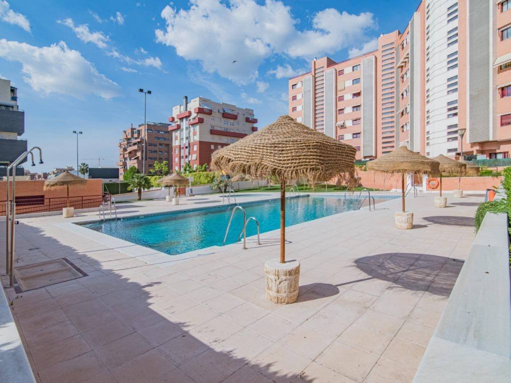 Piso de 101 m² en Granada