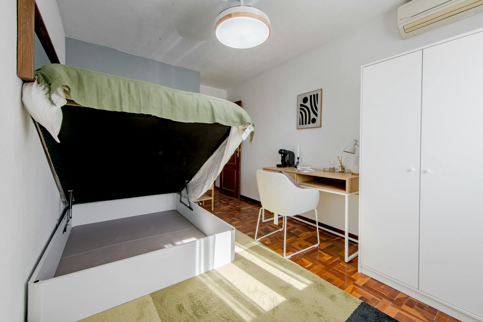 Habitació de lloguer, Madrid