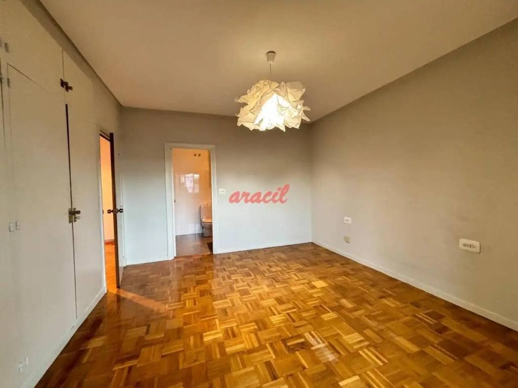 Piso de 267 m² en Ourense