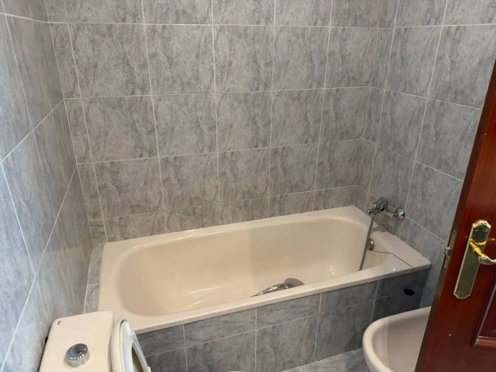 Piso de 130 m² en Granada