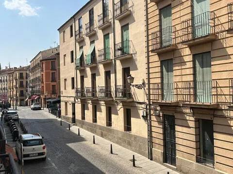 Pis de 85 m² a Segovia
