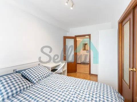 Piso de 127 m² en Oviedo