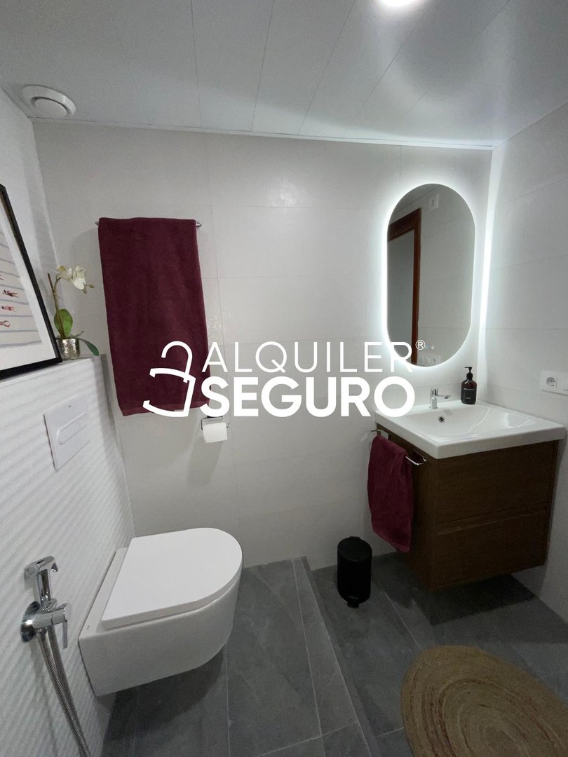 Piso de 90 m² en Sevilla
