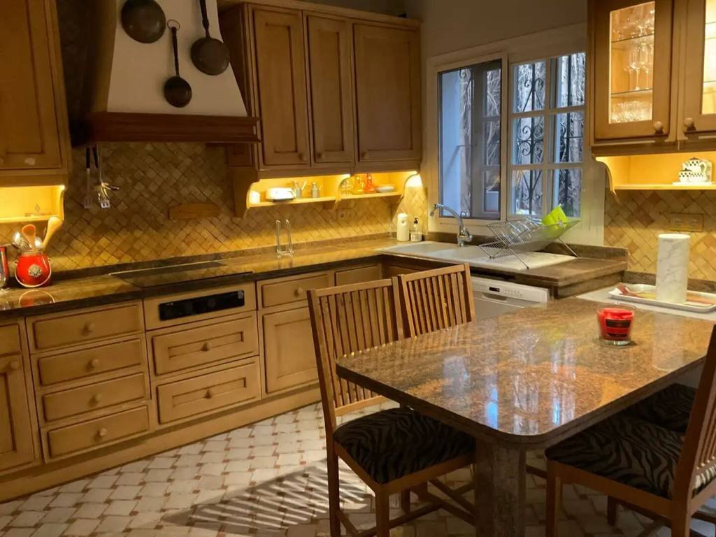 Casa de 140 m² en Marbella