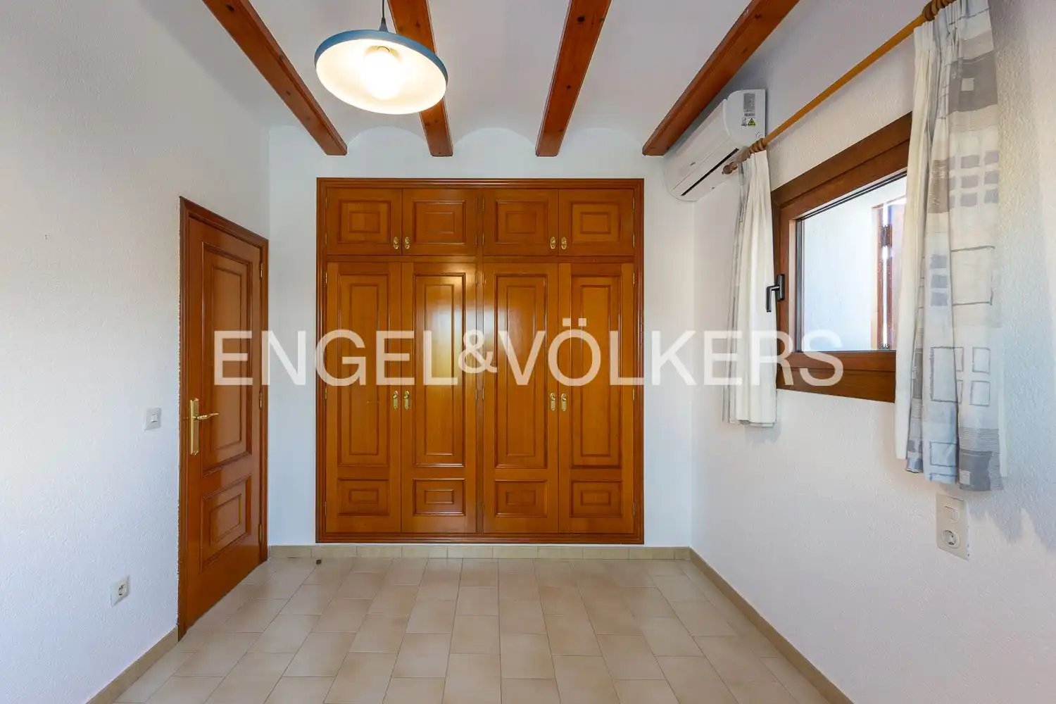 Квартира 350 м² в Pedreguer
