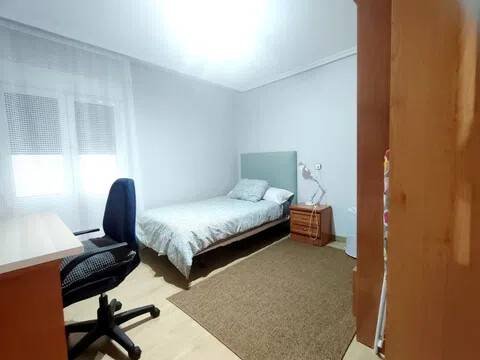 Piso de 120 m² en Oviedo