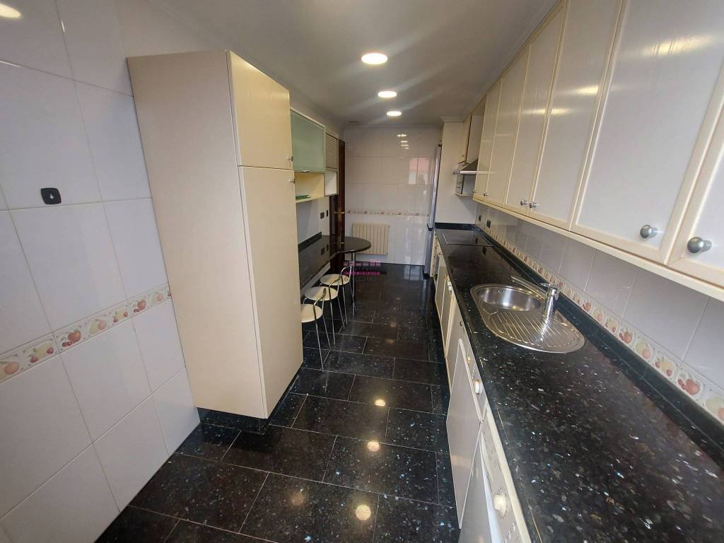 Piso de 86 m² en Vigo