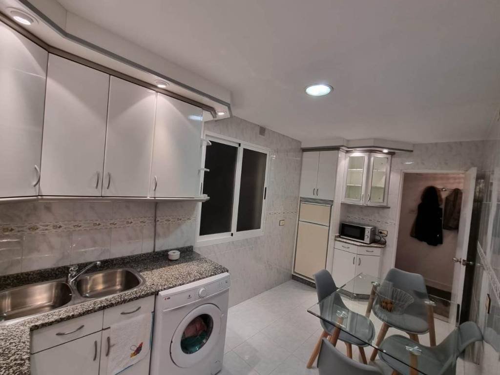 Room for rent, Ourense