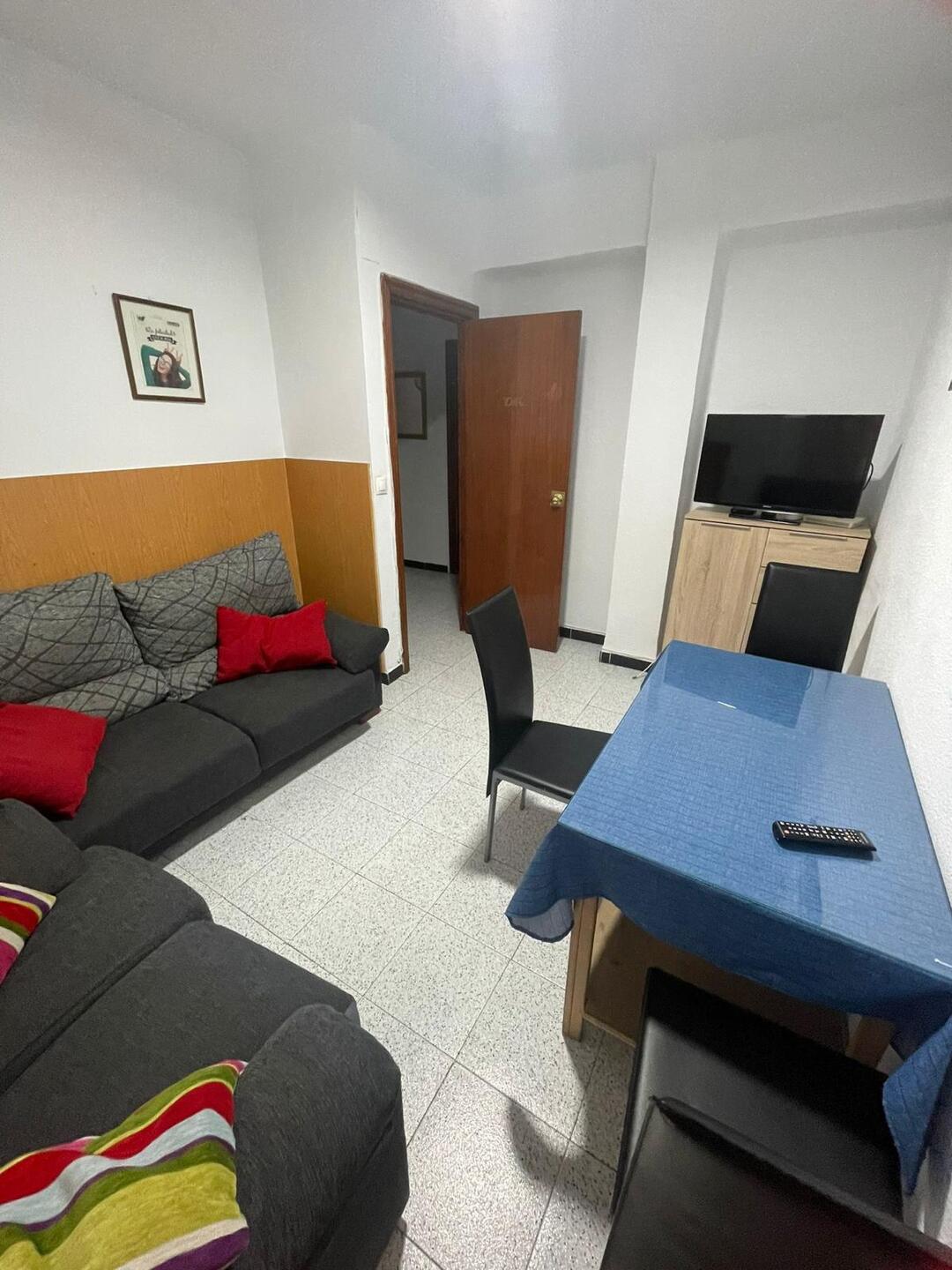 Habitación 6 m², Granada
