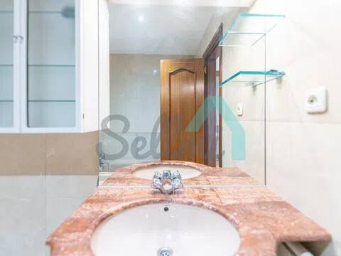 Piso de 132 m² en Oviedo