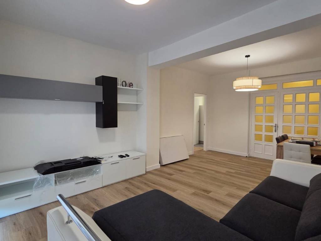 Piso de 140 m² en Santiago de Compostela