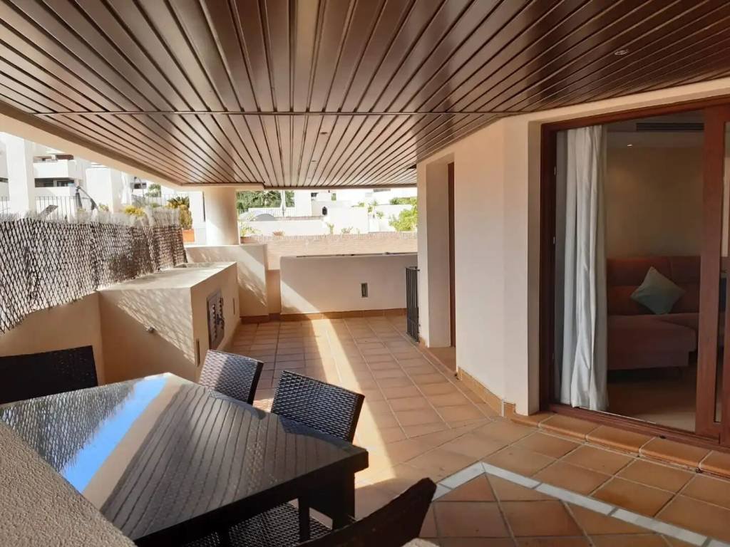 Piso de 100 m² en Estepona