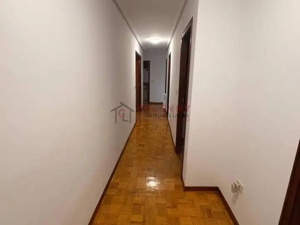 Piso de 90 m² en Ourense