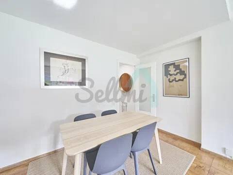 Piso de 87 m² en Oviedo
