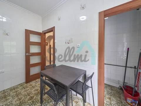 Piso de 80 m² en Oviedo