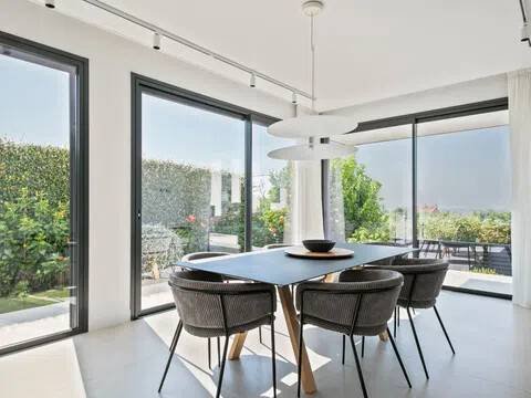 Casa de 355 m² en Montgat