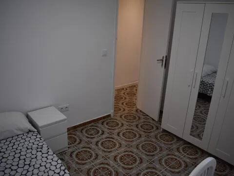 Wohnung 76 m² in Valencia