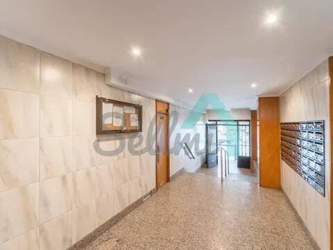 Piso de 81 m² en Oviedo