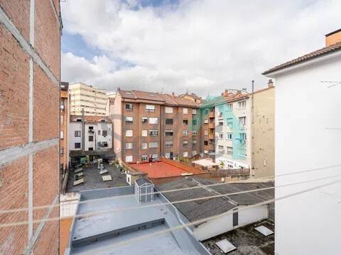 Habitación 85 m², Oviedo