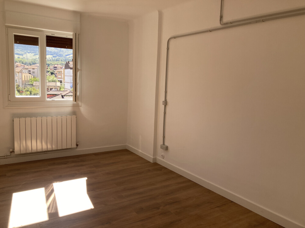 Piso de 80 m² en Valle de Mena