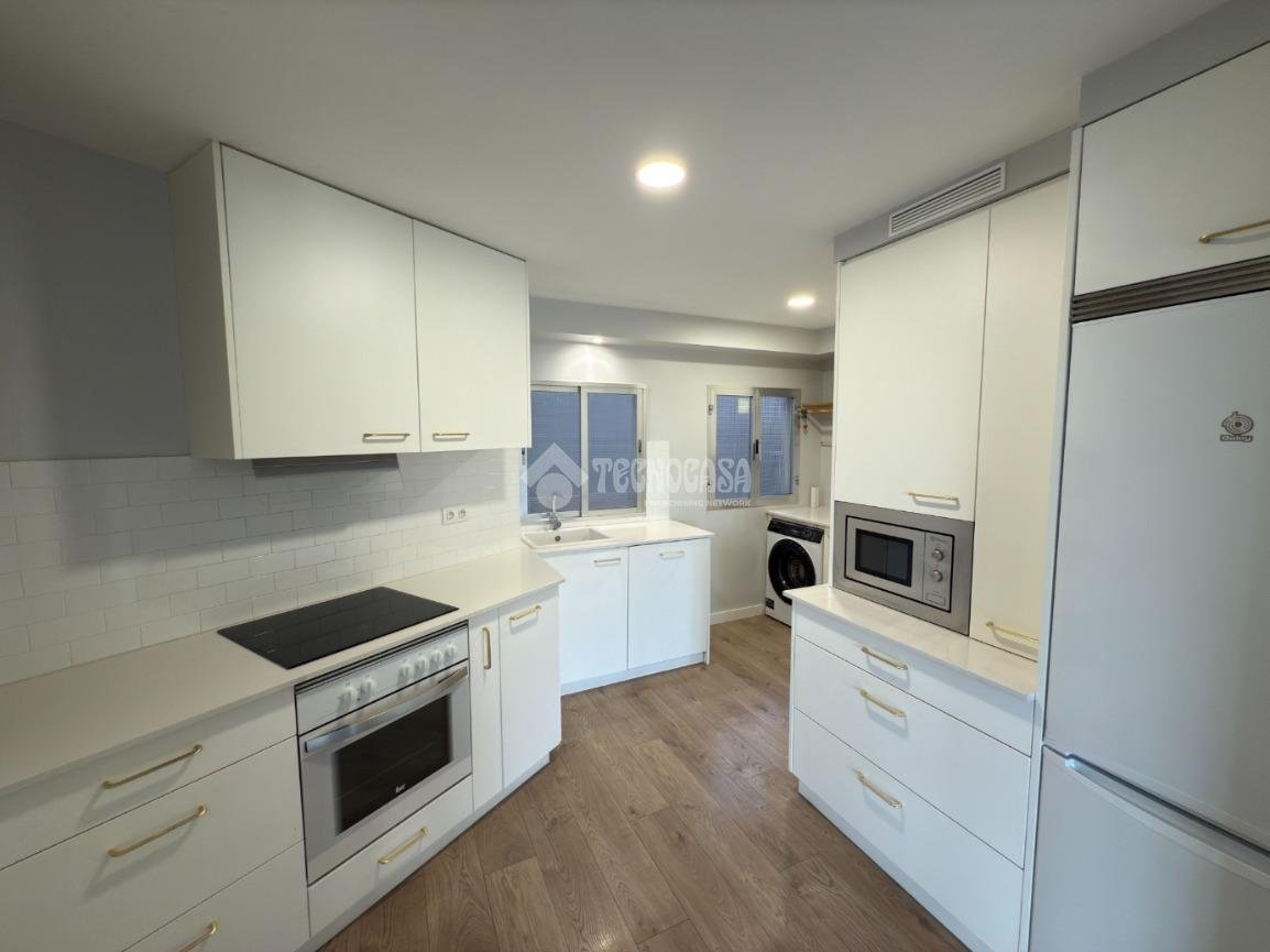 Wohnung 121 m² in Madrid