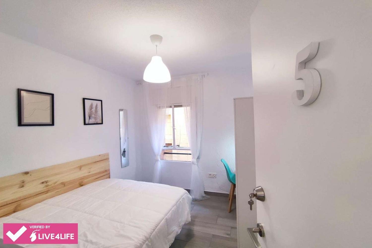 Habitación 90 m², Granada