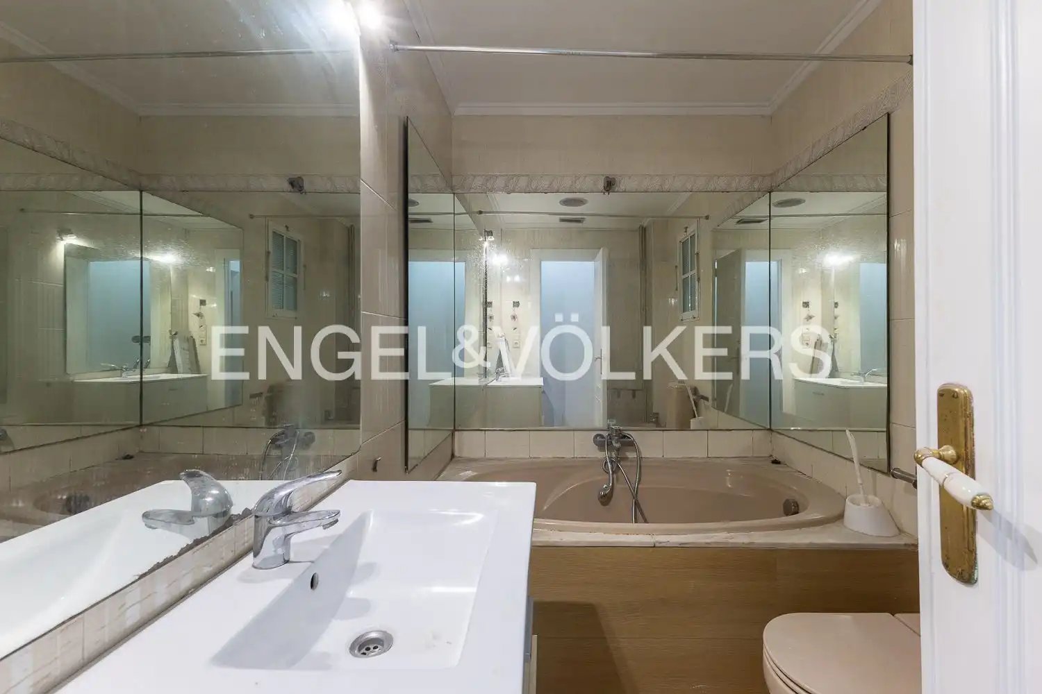 Appartement 137 m² à Valence