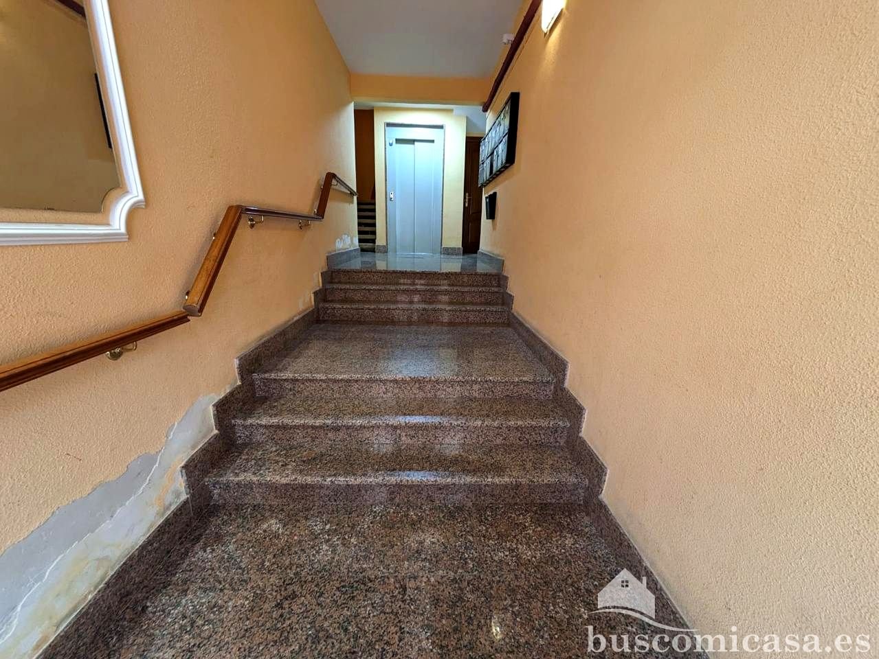 Piso de 96 m² en Linares