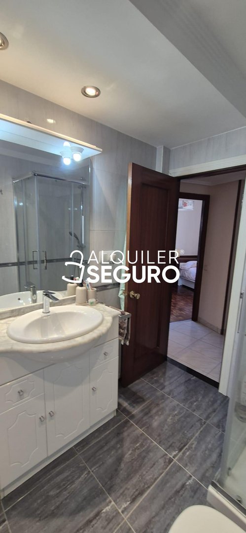 Piso de 90 m² en Oviedo