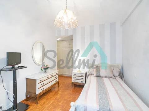Piso de 107 m² en Oviedo