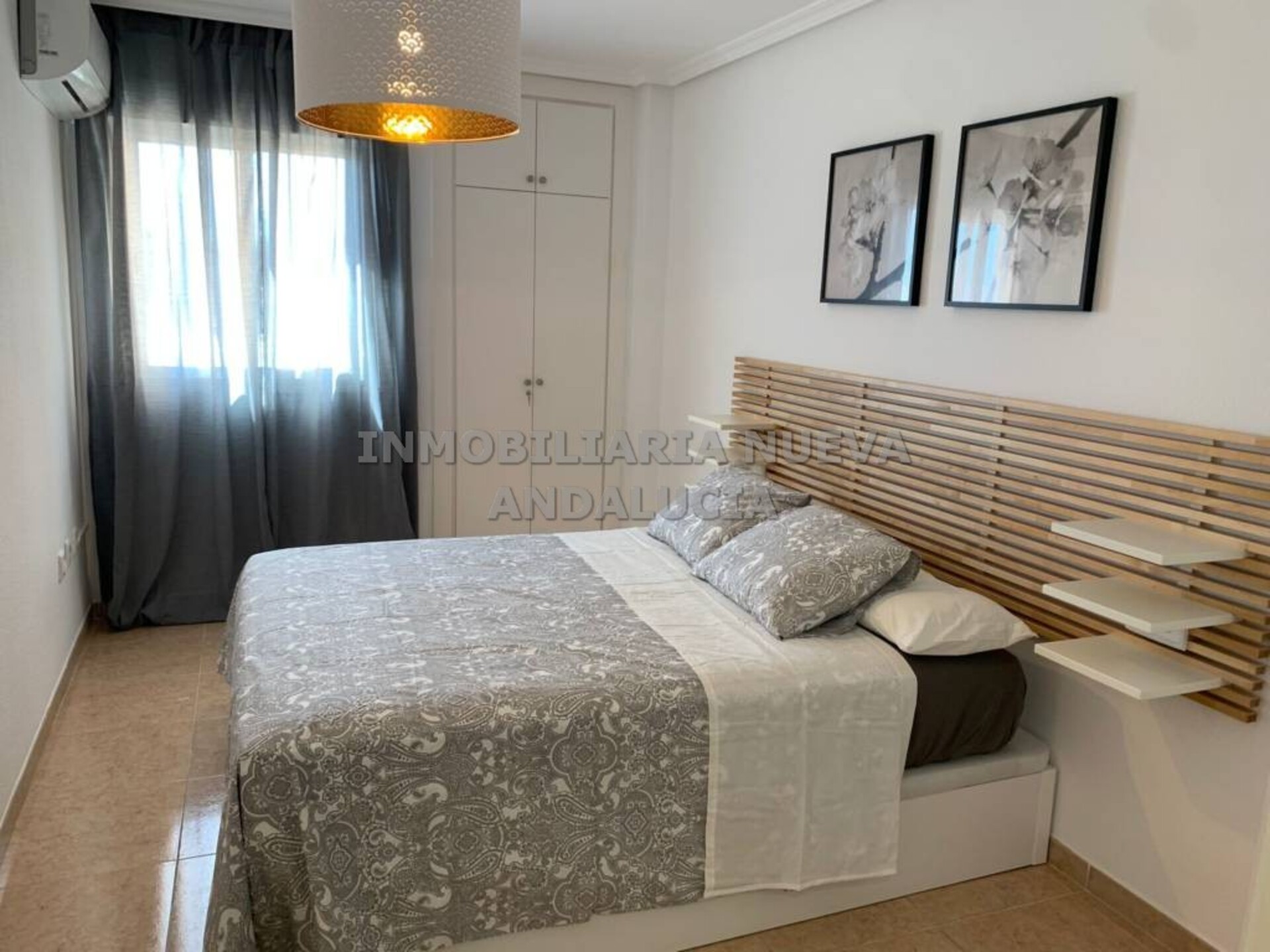Piso de 90 m² en Almería