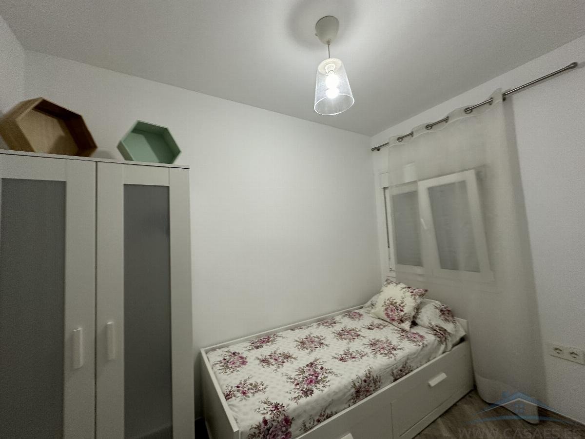 Piso de 60 m² en Roquetas de Mar
