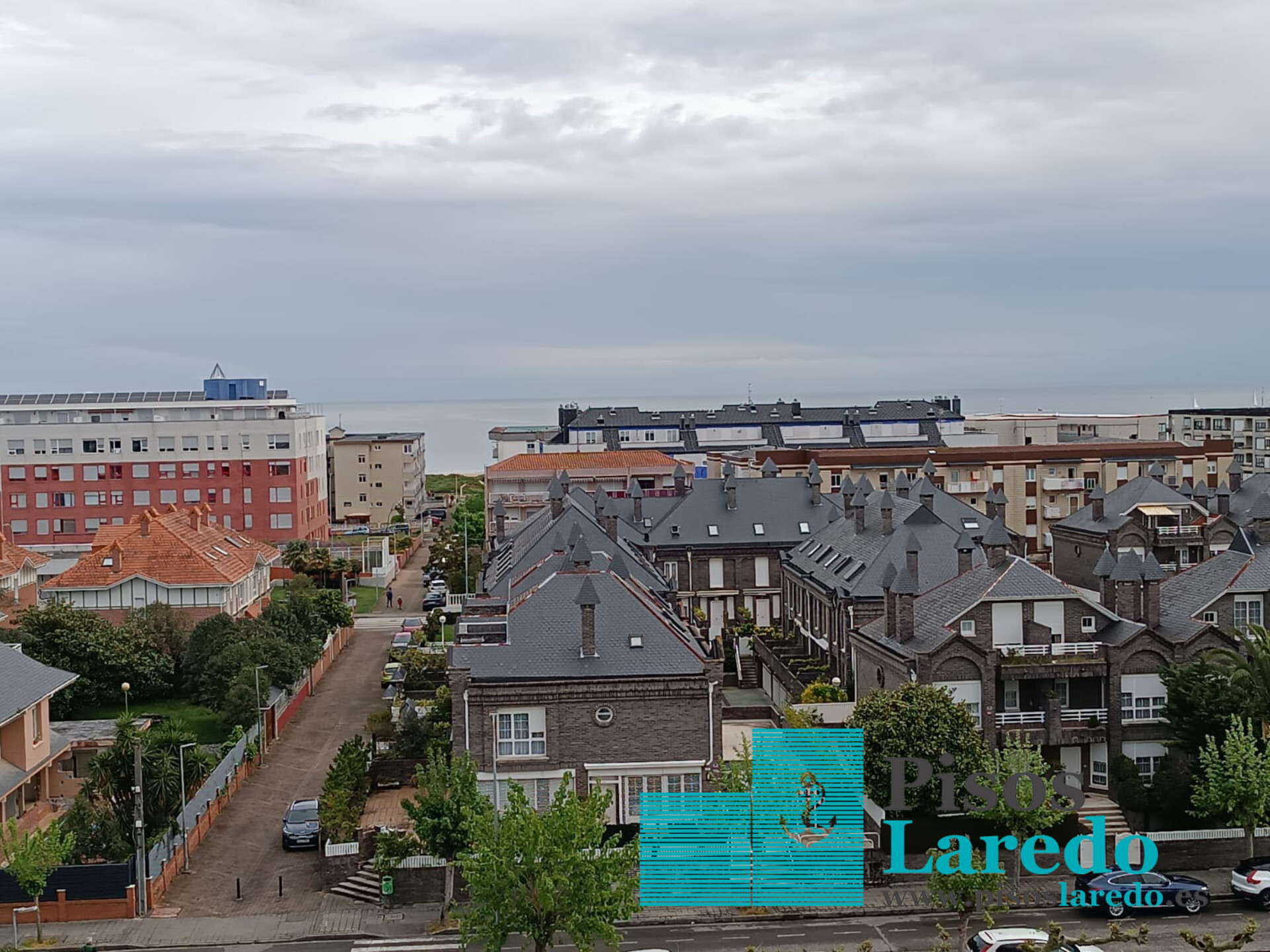 Piso de 70 m² en Laredo