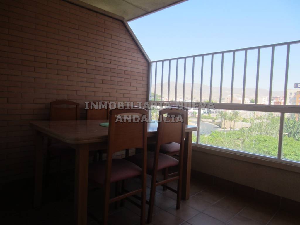 Piso de 95 m² en Almería
