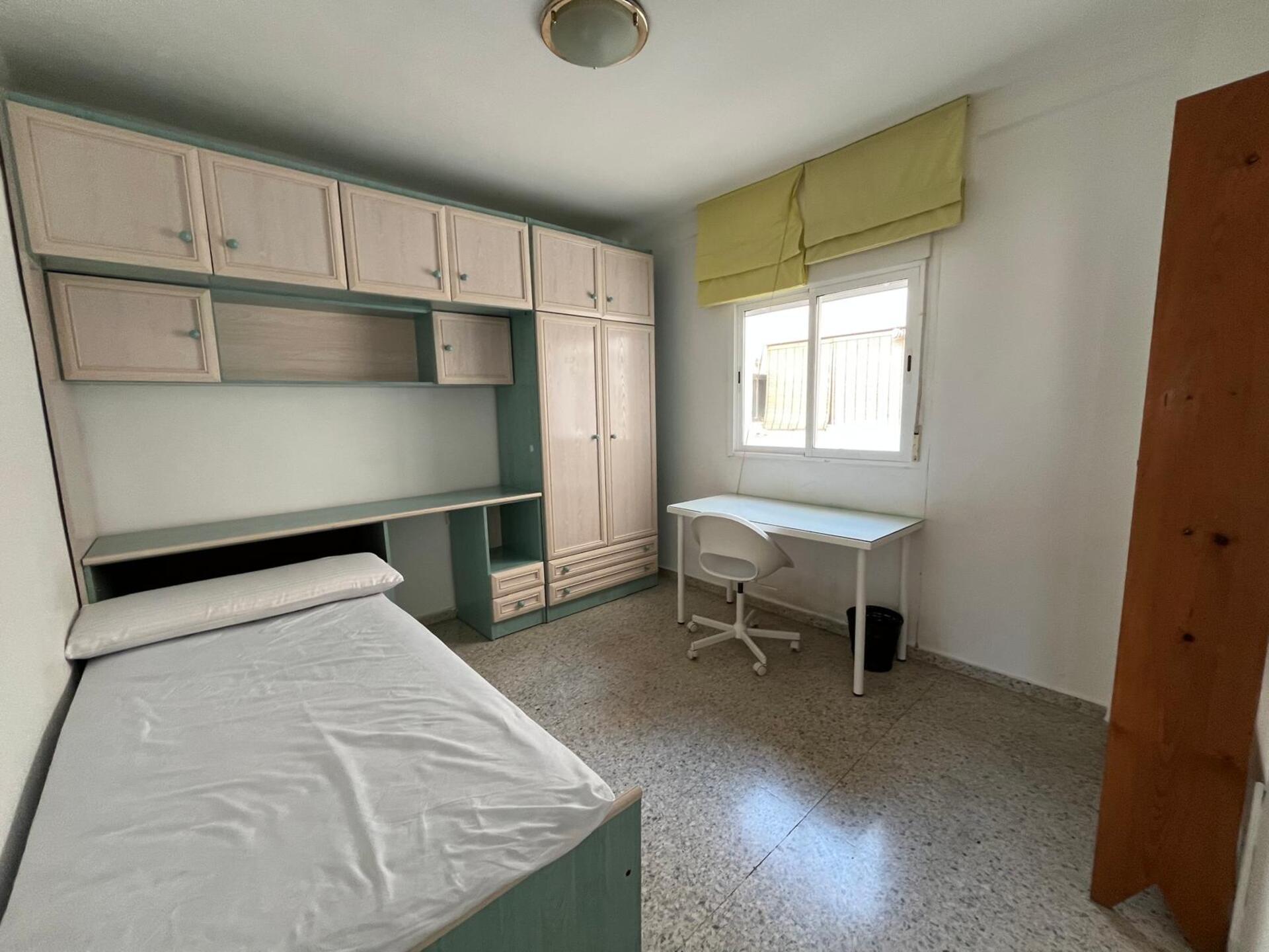 Piso de 100 m² en Granada