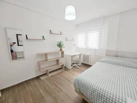 Habitació de lloguer, Àvila