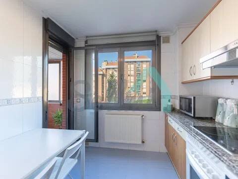 Habitación 98 m², Oviedo