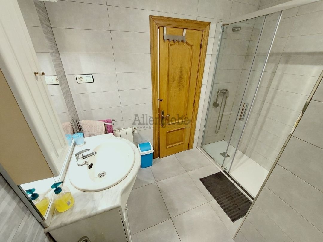 Piso de 108 m² en Oviedo