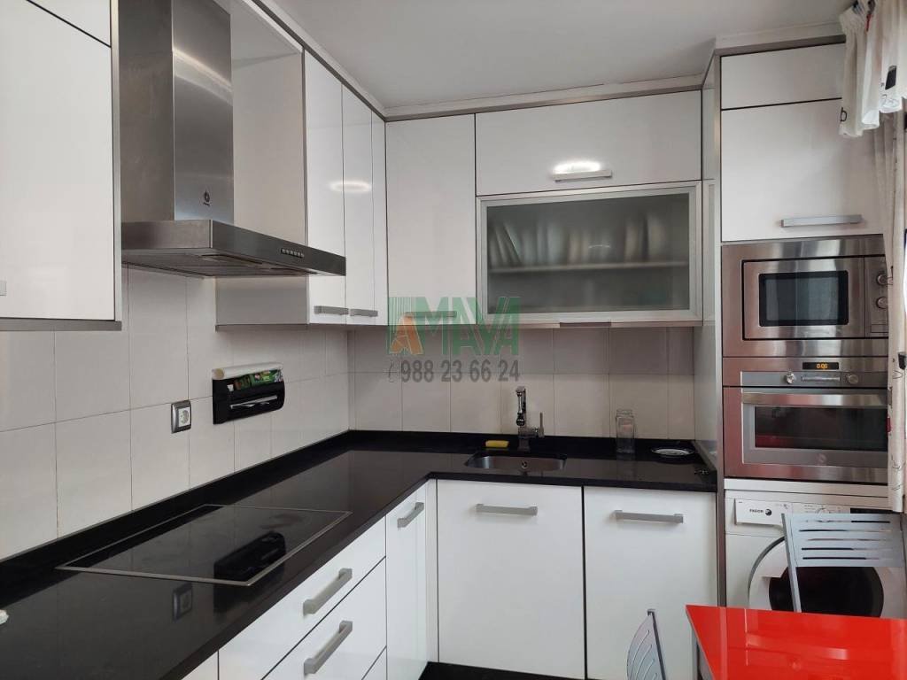 Piso de 85 m² en Ourense