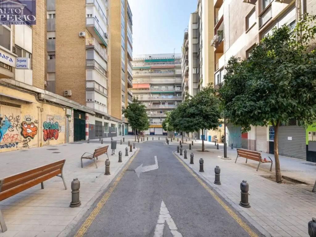 Piso de 105 m² en Granada