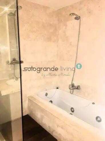 Piso de 120 m² en Manilva