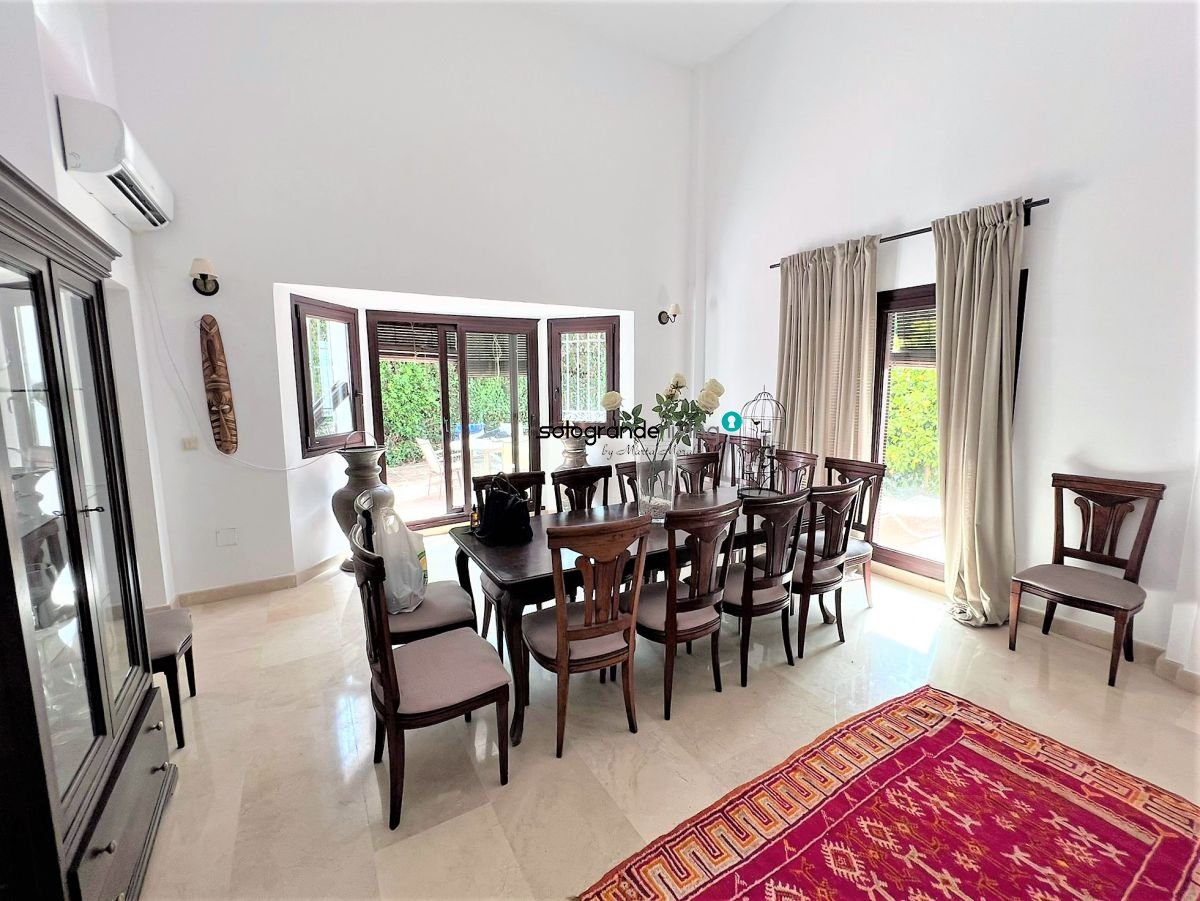 Casa de 400 m² a San Roque
