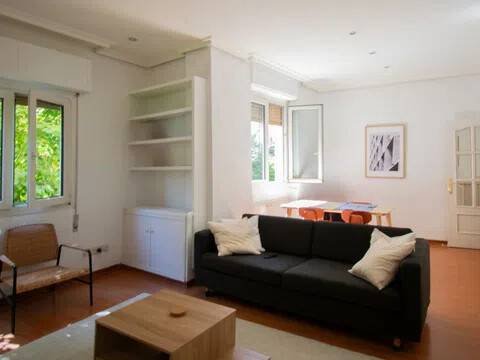 Wohnung 106 m² in Madrid