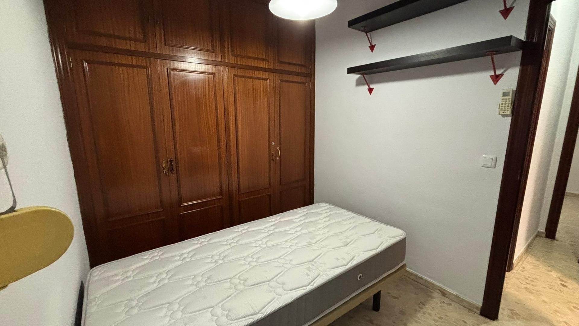 Habitación 68 m², Sevilla