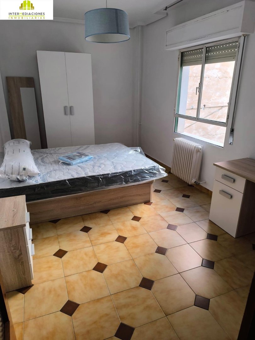 Habitación 130 m², Albacete